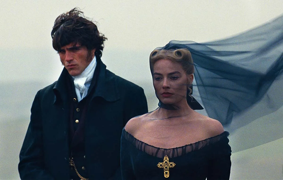 Wuthering-Heights-Movie-2026-Margot-Robbie-and-Jacob-Elordi